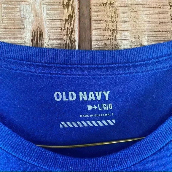 Old Navy “&” Symbol T-Shirt - Picture 2 of 3